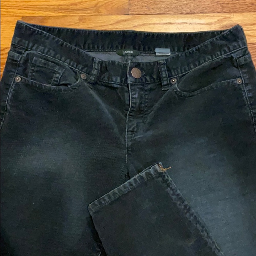 J Crew dk blue Toothpick Corduroys, size 28